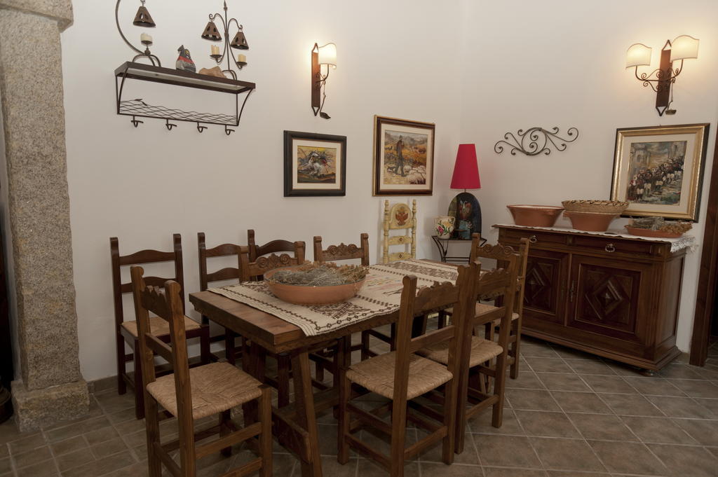 Ermosuras Villa Nuoro  Kültér fotó
