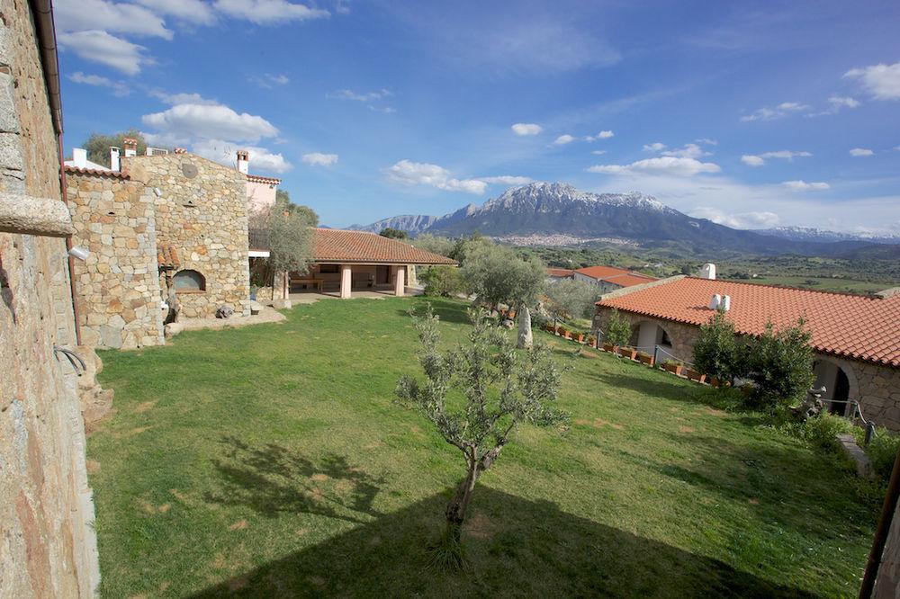 Ermosuras Villa Nuoro  Kültér fotó
